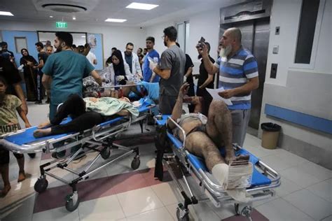 breaking point tsrip|‘People are terrified’: Gaza’s main hospital overflows with the .